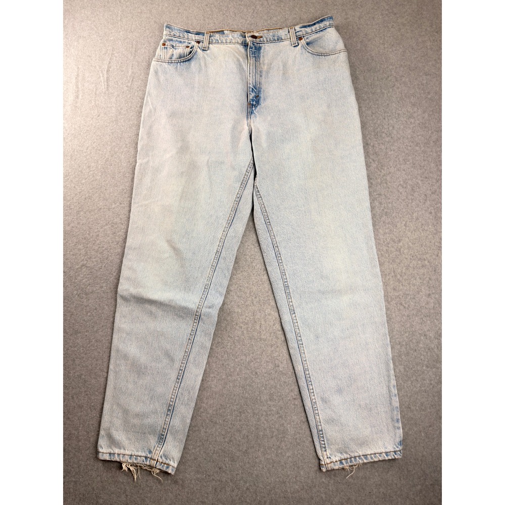 Vintage Levis 551 Relaxed Fit Tapered Leg Jeans Light Wash Made in USA 18 Long